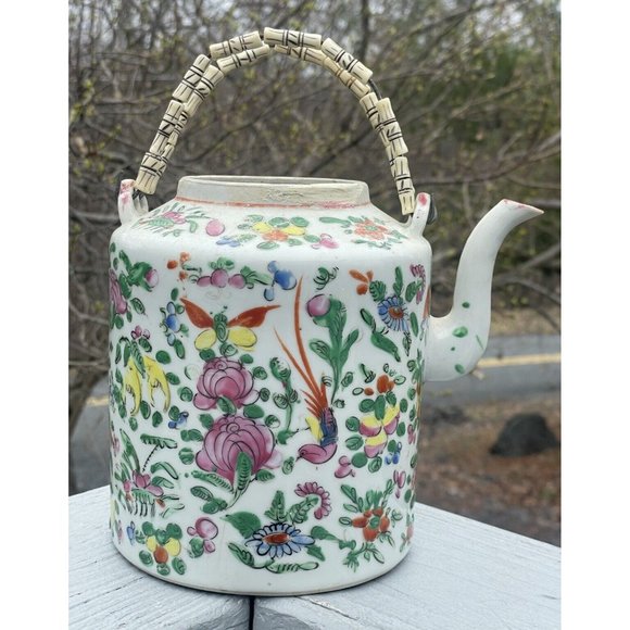 Antique Chinese Porcelain Famille Rose Hand Painted Teapot Qing - Republic - Picture 2 of 16